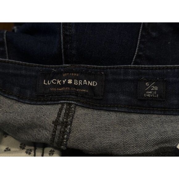 Lucky Brand 6/28 ankle chevlle - Picture 3 of 4